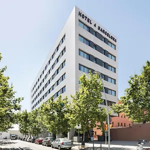 4 4*, Barcelone Espagne